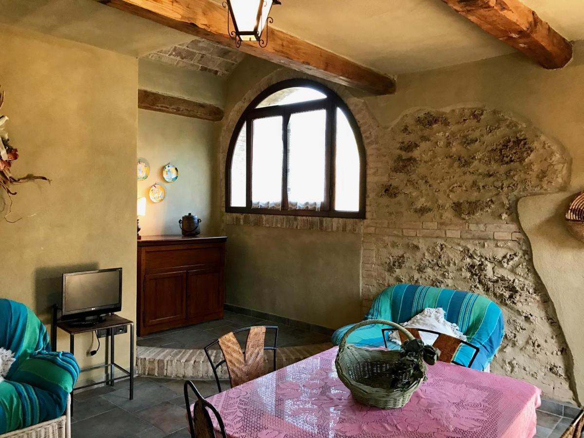 Casale San Giovanni Cura Nuova Luaran gambar